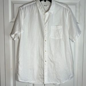 Men’s Old Navy White Shirt